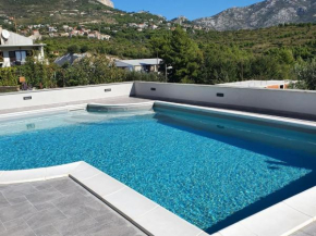 Apartments Villa Salona Sky - Superior Two Bedroom Apartment with Balcony 6